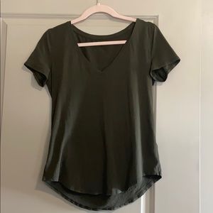Lululemon v neck